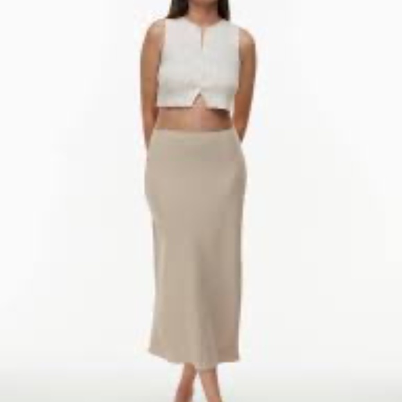 Wilfred croquet top in black - Picture 3 of 3